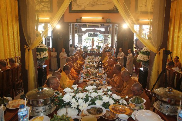 Lễ Cúng Dường Chung Thất Cố Hòa Thượng Phương Trượng Chùa Long Bửu