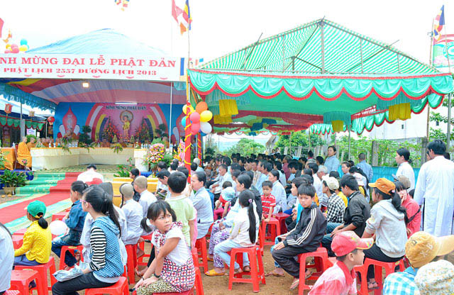 Đăklăc: Tịnh xá Ngọc Chánh tổ chức lễ Phật đản PL 2557