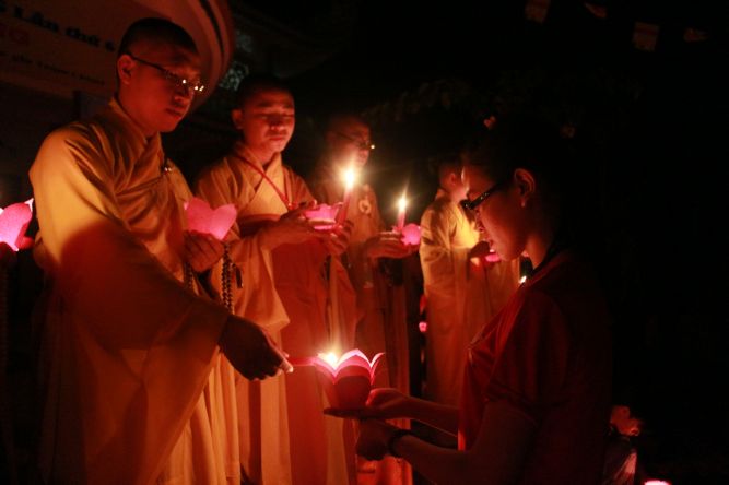 Đồng Tháp: Hội trại hiểu và thương - Ấn tượng đêm thắp nến nguyện cầu