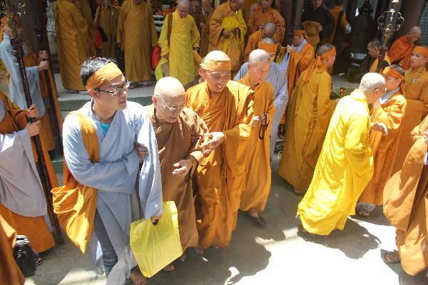 Lễ Cúng Dường Chung Thất Cố Hòa Thượng Phương Trượng Chùa Long Bửu