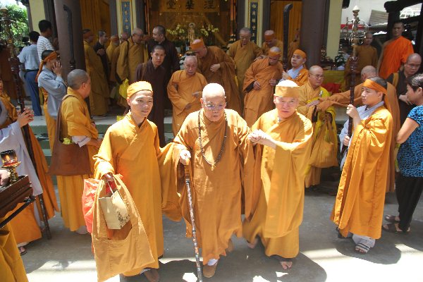Lễ Cúng Dường Chung Thất Cố Hòa Thượng Phương Trượng Chùa Long Bửu