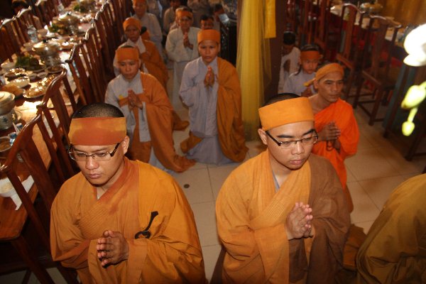 Lễ Cúng Dường Chung Thất Cố Hòa Thượng Phương Trượng Chùa Long Bửu