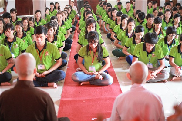 Ngày Thứ 1 Khóa Tu Mùa Đản Sinh, Chủ Đề : “ Phật Về”