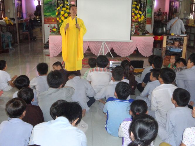 Long An: Điều con muốn nói tại khóa tu “Sống và Khát Vọng”