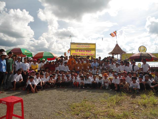 Phần 1 lễ Khai Mạc Khóa Tu Mùa Hè L﻿ần II Chùa Linh Quang ĐăkNông