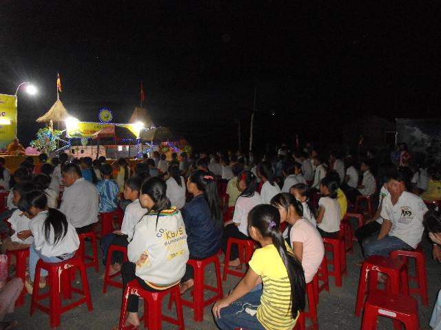 Nhật ký Phần 2 lễ Khai Mạc và sinh họat ngày đầu khóa tu lần II Chùa Linh Quang ĐăkNông