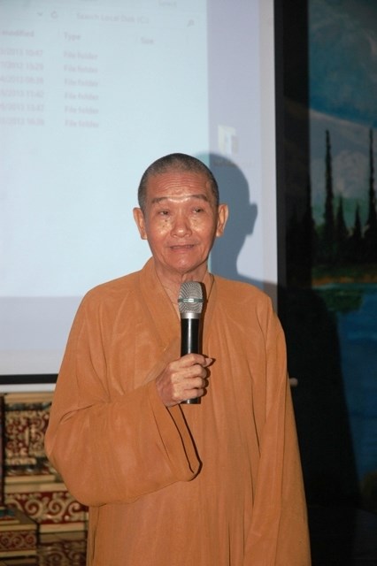 TP.HCM: BTSPG Q. Phú Nhuận họp bàn làm liên đăng mừng Phật Đản PL 2557