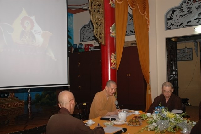 TP.HCM: BTSPG Q. Phú Nhuận họp bàn làm liên đăng mừng Phật Đản PL 2557