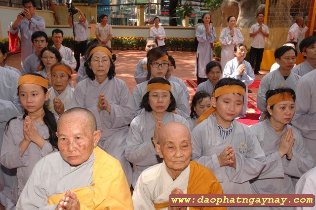 TP. HCM: Thất trai tuần - Nhập bảo tháp xá lợi cố ĐLHT thượng Từ hạ Nhơn