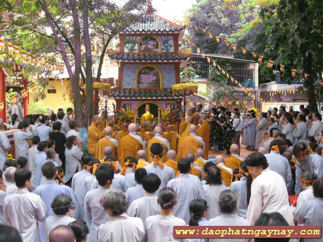 TP. HCM: Thất trai tuần - Nhập bảo tháp xá lợi cố ĐLHT thượng Từ hạ Nhơn