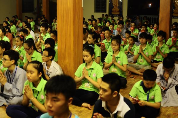 Hà Nội: Ngày đầu tiên khóa tu mùa hè tại chùa Nam Dư Thượng