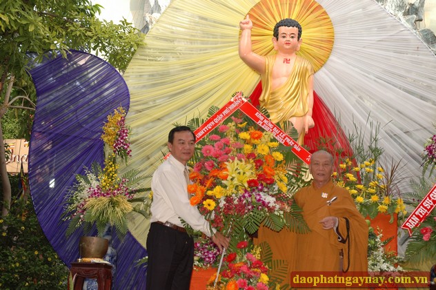 TP. HCM: Phật giáo Phú Nhuận chào mừng đại lễ Phật Đản PL 2557