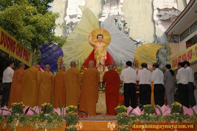 TP. HCM: Phật giáo Phú Nhuận chào mừng đại lễ Phật Đản PL 2557