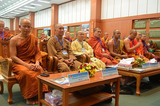 Hội thảo Phật giáo tại Đại học Mahamakut, Thái Lan
