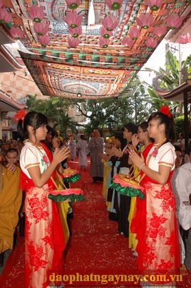 TP. HCM: Phật giáo Phú Nhuận chào mừng đại lễ Phật Đản PL 2557