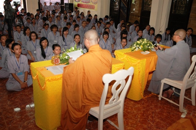 Gieo Hạt Từ Tâm 14: Bảy đóa sen hồng
