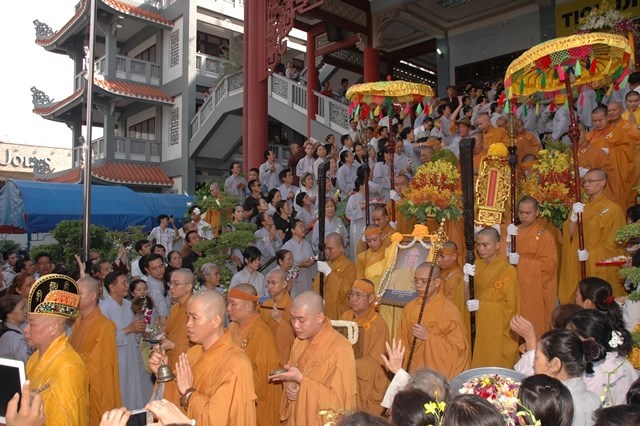 Chùm ảnh: Lễ trà tỳ nhục thân Đại lão HT. Thích Từ Nhơn