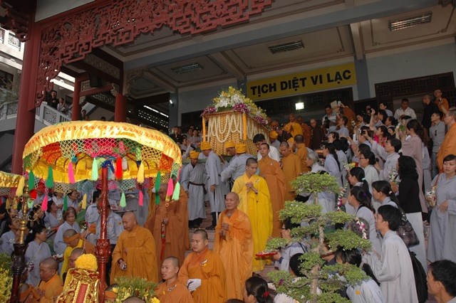 Chùm ảnh: Lễ trà tỳ nhục thân Đại lão HT. Thích Từ Nhơn