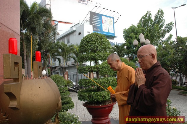 TP. HCM: Phật giáo Phú Nhuận chào mừng đại lễ Phật Đản PL 2557