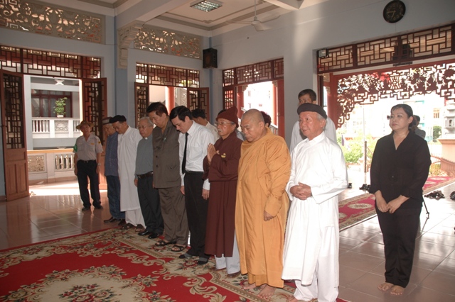 TP. HCM: Các phái đoàn viếng tang lê ĐLHT Thích Từ Nhơn ngày thứ nhất