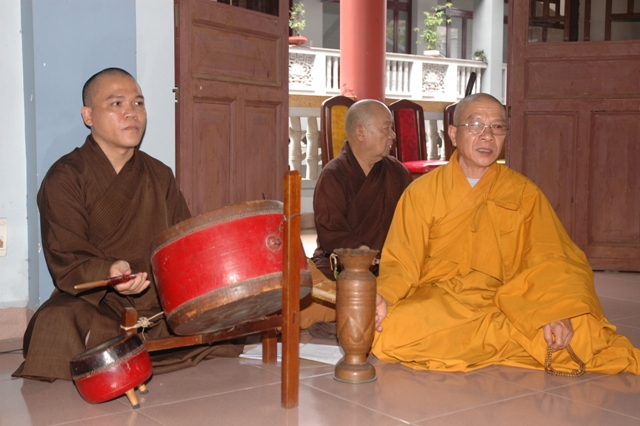 TP. HCM: Các phái đoàn viếng tang lê ĐLHT Thích Từ Nhơn ngày thứ nhất