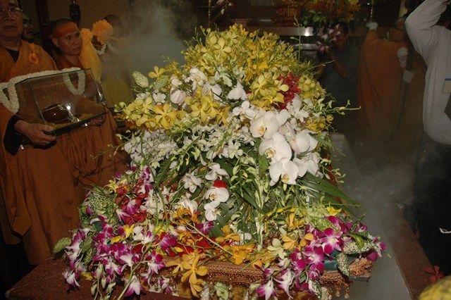 Chùm ảnh: Lễ trà tỳ nhục thân Đại lão HT. Thích Từ Nhơn