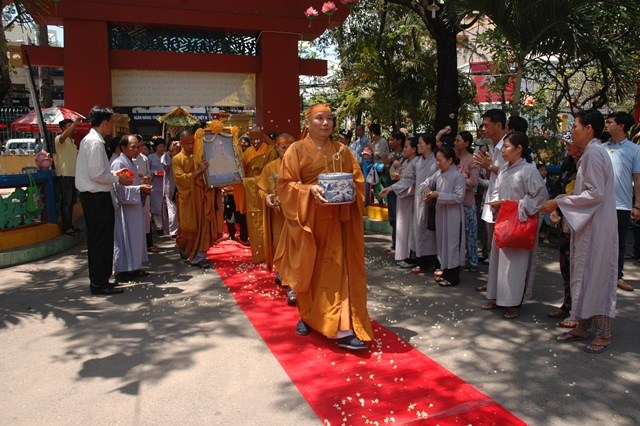 Chùm ảnh: Lễ trà tỳ nhục thân Đại lão HT. Thích Từ Nhơn