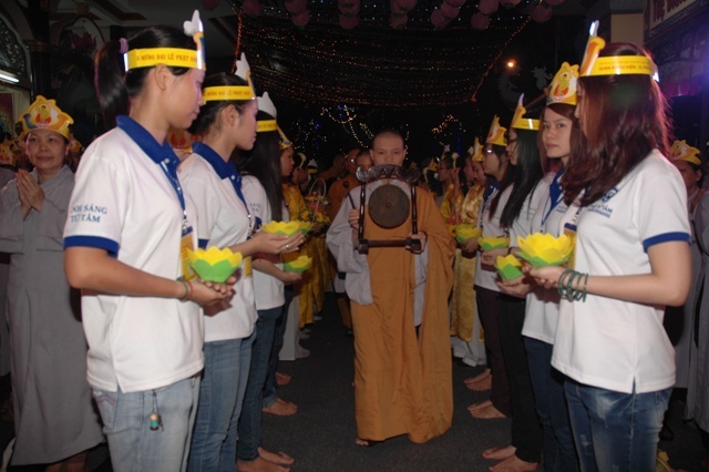 TP. HCM: Tỏa sáng thất liên đăng