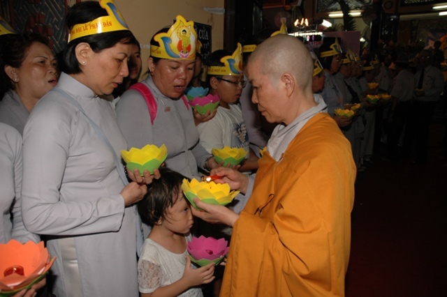 TP. HCM: Tỏa sáng thất liên đăng