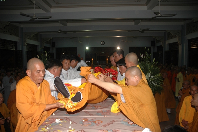 Lễ nhập kim quan Đại lão Hòa thượng Thích Từ Nhơn