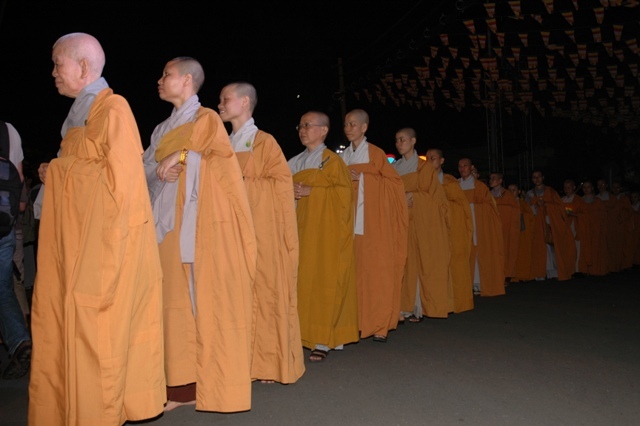 TP. HCM: Tỏa sáng thất liên đăng