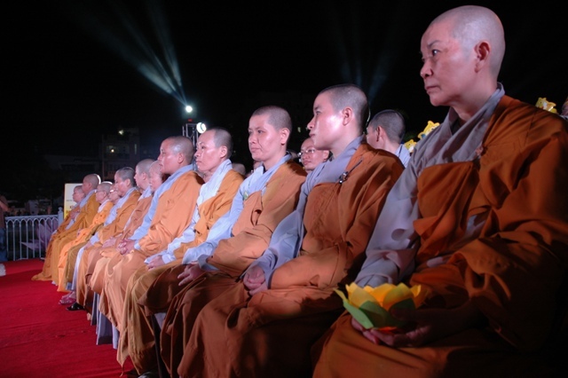 TP. HCM: Tỏa sáng thất liên đăng