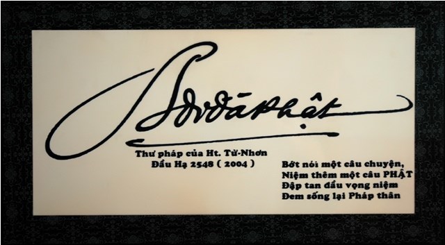 Cung nghinh xá lợi Đại lão Hòa thượng Thích Từ Nhơn về chùa Việt Nam Quốc Tự