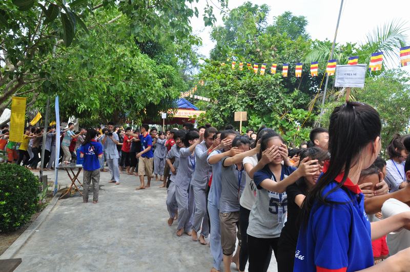 Trại hè sinh hoạt Phật pháp thanh thiếu niên tại chùa Đà Liễu - ngày thứ 2
