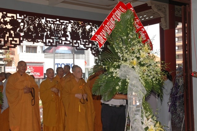 Chùm ảnh sáng ngày thứ 3 tang lễ: TW GHPGVN viếng giác linh ĐLHT. Thích Từ Nhơn