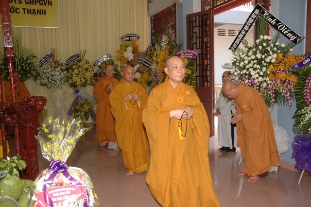 Chùm ảnh sáng ngày thứ 3 tang lễ: TW GHPGVN viếng giác linh ĐLHT. Thích Từ Nhơn