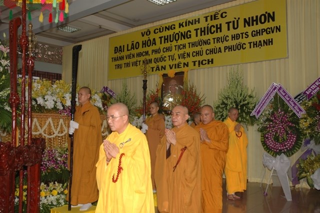 Chùm ảnh sáng ngày thứ 3 tang lễ: TW GHPGVN viếng giác linh ĐLHT. Thích Từ Nhơn