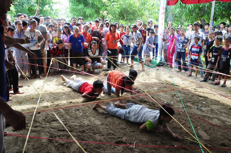 Trại hè sinh hoạt Phật pháp thanh thiếu niên tại chùa Đà Liễu - ngày thứ 2