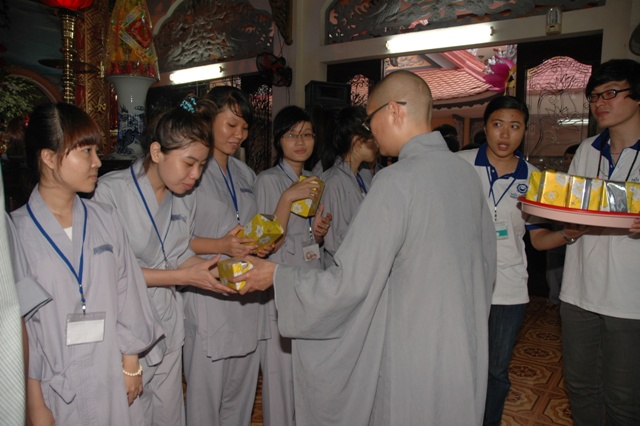 Gieo Hạt Từ Tâm 14: Bảy đóa sen hồng