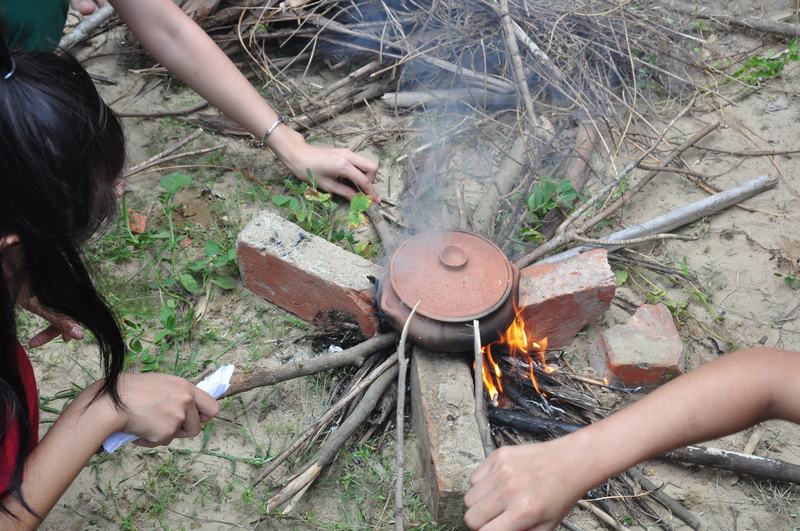 Trại hè sinh hoạt Phật pháp thanh thiếu niên tại chùa Đà Liễu - ngày thứ 2