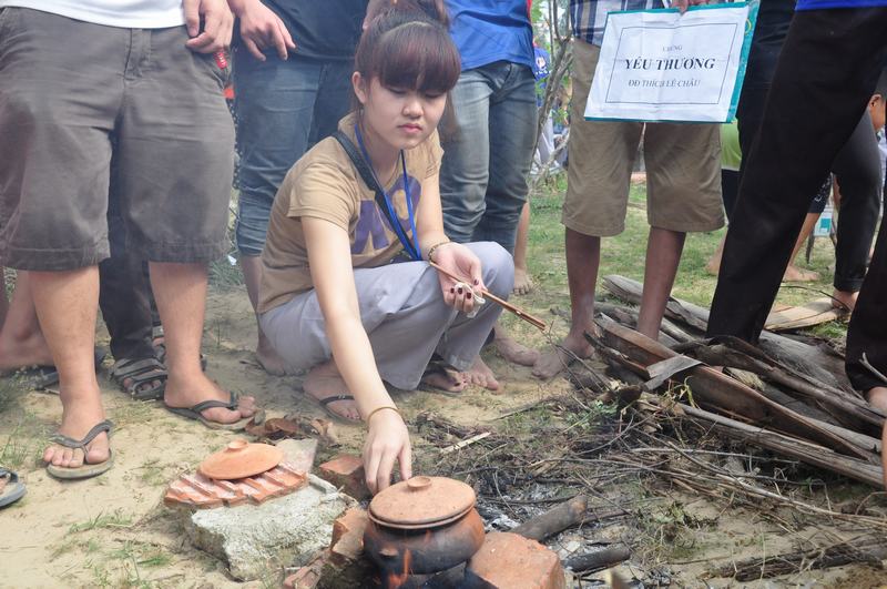 Trại hè sinh hoạt Phật pháp thanh thiếu niên tại chùa Đà Liễu - ngày thứ 2