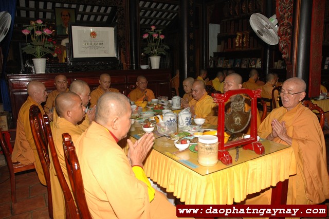 Chùm ảnh: Chư Tăng đang An cư tại trường hạ chùa Hội Khánh - Bình Dương