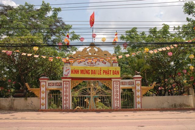 TP. HCM - Bình Dương: Khởi động mùa Phật đản PL 2557