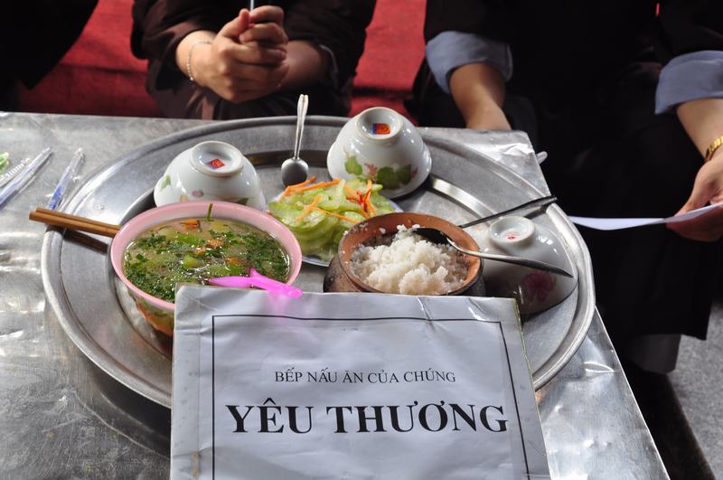 Trại hè sinh hoạt Phật pháp thanh thiếu niên tại chùa Đà Liễu - ngày thứ 2