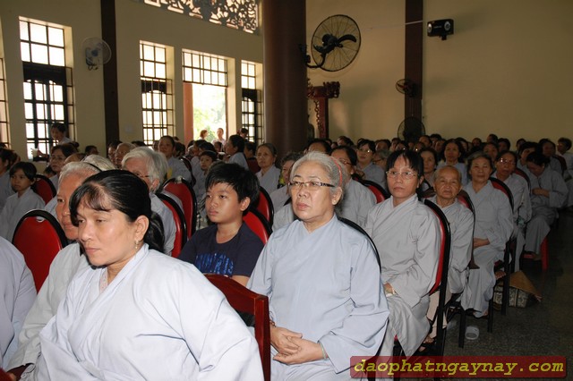 Bình Dương: Lễ đón nhận xác lập kỷ lục "Tượng Phật Nhập Niết Bàn Nằm Trên Mái Chùa Dài Nhất Châu Á"