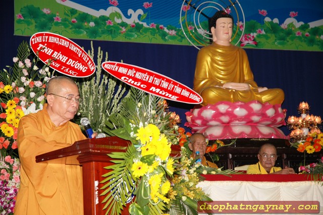 Bình Dương: Lễ đón nhận xác lập kỷ lục "Tượng Phật Nhập Niết Bàn Nằm Trên Mái Chùa Dài Nhất Châu Á"