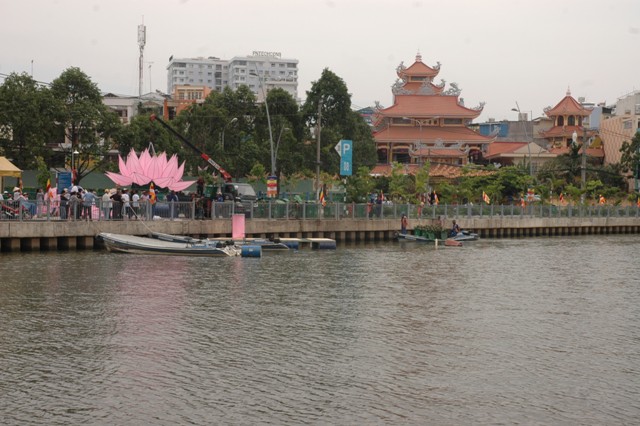 TP. HCM - Bình Dương: Khởi động mùa Phật đản PL 2557