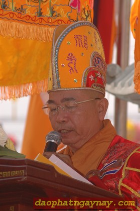 Bình Dương: Chào mừng Đại Lễ Phật Đản PL 2557 và khai hạ an cư