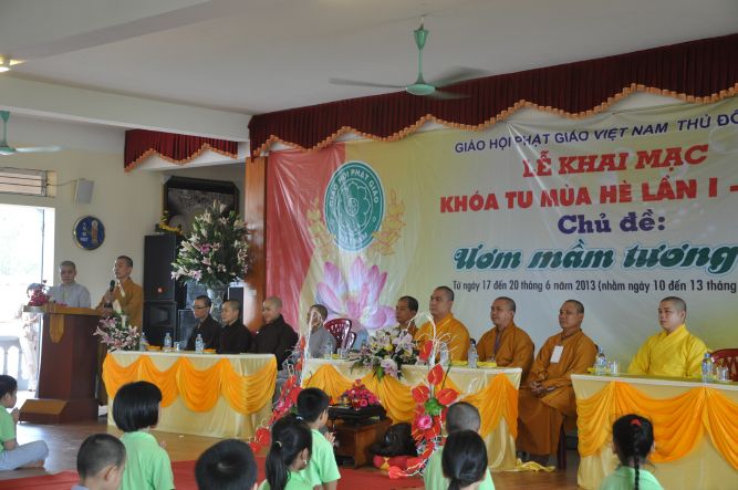 Hà Nội: Khai mạc khóa tu mùa hè tại chùa Nam Dư Thượng