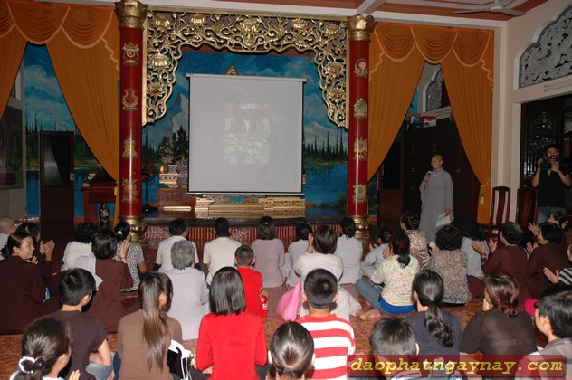 TP. HCM: Trao giải thiết trí bàn thờ Phật đản sinh